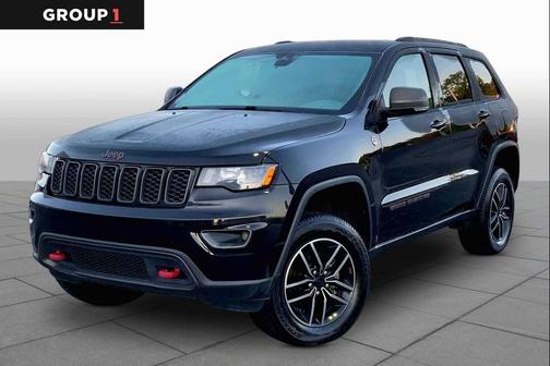 Diamond Black Crystal Pearlcoat 2019 Jeep Grand Cherokee Trailhawk