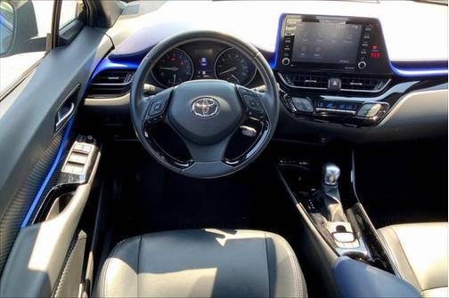 2021 Toyota C-HR XLE