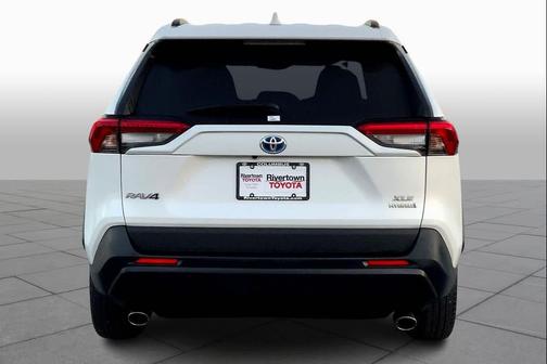 2023 Toyota RAV4 Hybrid XLE Premium