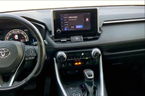 2023 Toyota RAV4 Hybrid XLE Premium