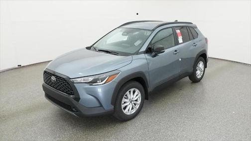 2025 Toyota Corolla Cross LE