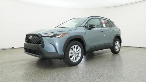 2025 Toyota Corolla Cross LE