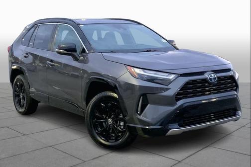 2022 Toyota RAV4 Hybrid SE