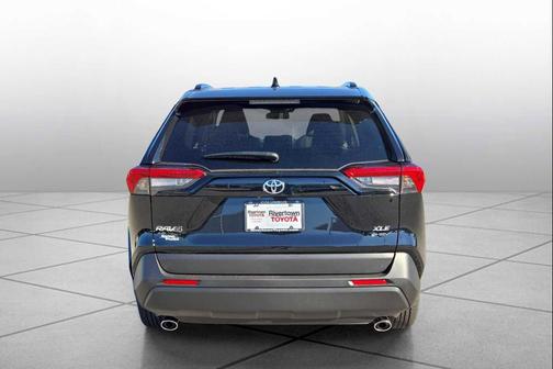 2025 Toyota RAV4 Hybrid XLE Premium