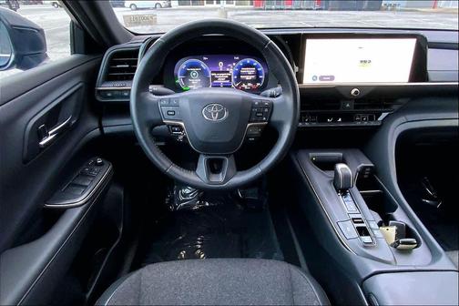 2023 Toyota Crown XLE