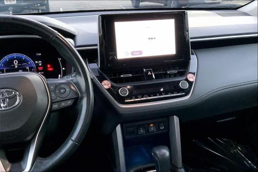 2023 Toyota Corolla Cross XLE
