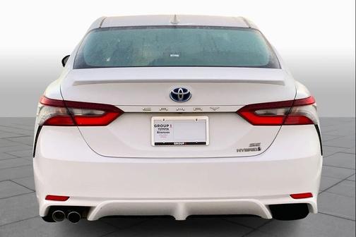 2024 Toyota Camry Hybrid SE