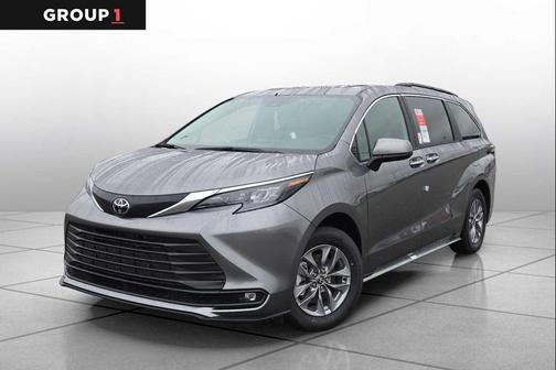 2026 Toyota Sienna XLE
