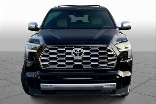 2025 Toyota Sequoia Base