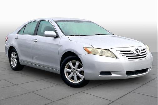 Classic Silver Metallic 2009 Toyota Camry LE