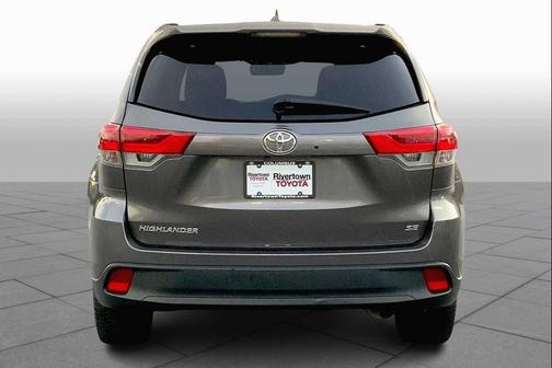 2018 Toyota Highlander SE