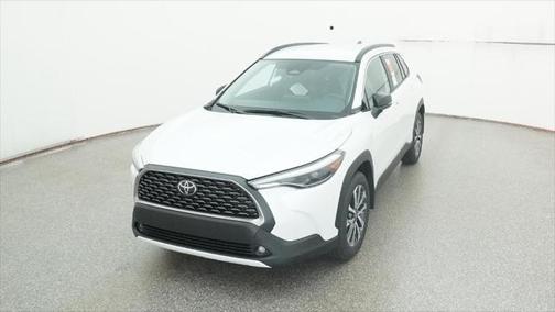2025 Toyota Corolla Cross XLE