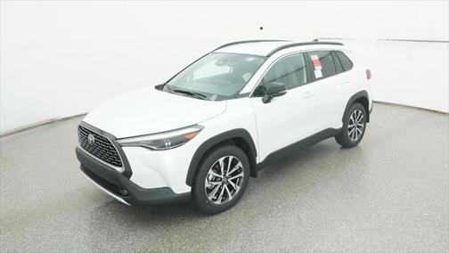 2025 Toyota Corolla Cross XLE