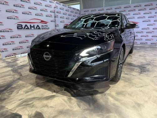 Super Black 2025 Nissan Altima SV FWD