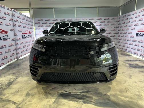 Santorini Black Metallic 2025 Land Rover Range Rover Velar P250 SE R-Dynamic