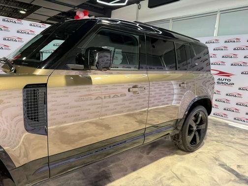 2024 Land Rover Defender 110 P400 X-Dynamic SE