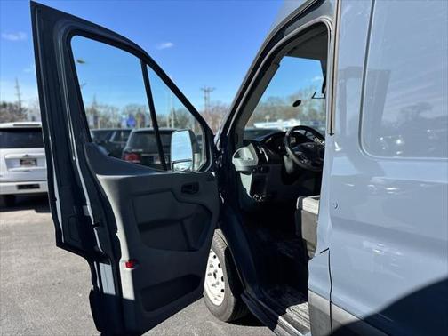 2019 Ford Transit-250 Base