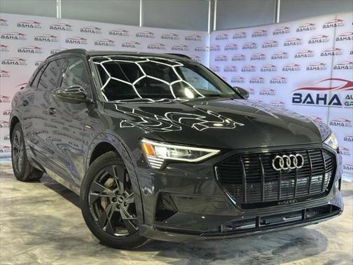 2021 Audi e-tron Premium