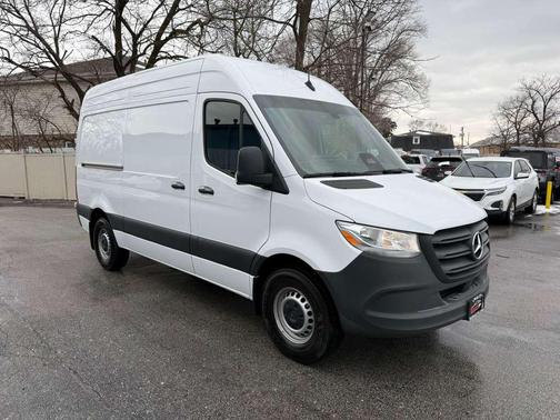 2025 Mercedes-Benz Sprinter 2500 Standard Roof