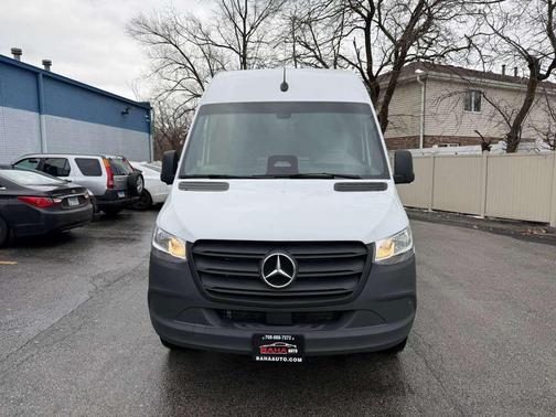 2025 Mercedes-Benz Sprinter 2500 Standard Roof