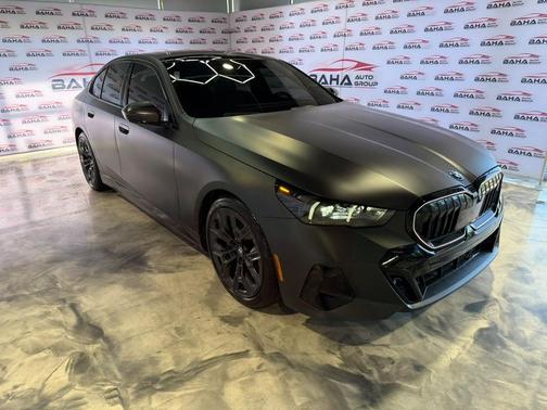 Frozen Deep Grey 2024 BMW i5 eDrive40
