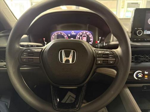 2023 Honda Accord LX 1.5T