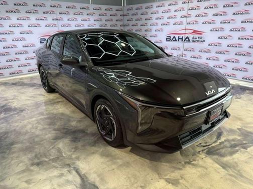 Interstellar Gray 2025 Kia K4 EX
