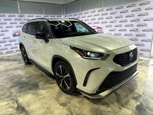 Wind Chill Pearl 2022 Toyota Highlander XSE