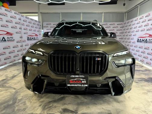 Manhattan Green Metallic 2025 BMW X7 M60i
