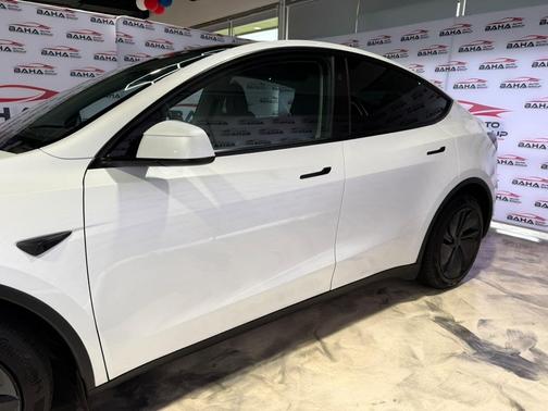 Pearl White Multi-Coat 2026 Tesla Model Y Long Range Launch Series