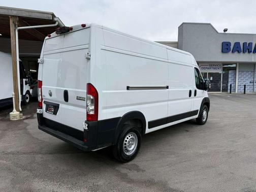 Bright White Clearcoat 2025 RAM ProMaster 2500 Tradesman