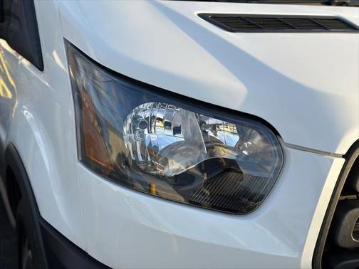 2018 Ford Transit-250 Base