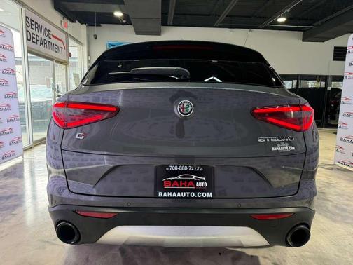 2018 Alfa Romeo Stelvio Ti Sport