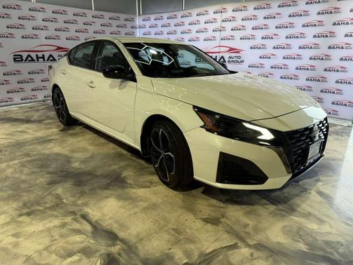 2024 Nissan Altima SR FWD