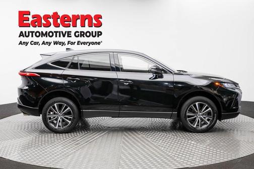 2022 Toyota Venza LE