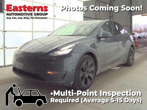 2022 Tesla Model Y Long Range Dual Motor All-Wheel Drive