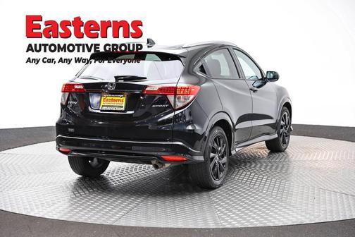 Crystal Black Pearl 2022 Honda HR-V 2WD Sport