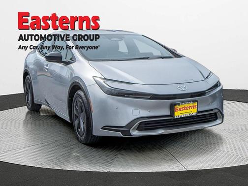 2025 Toyota Prius Plug-In Hybrid SE