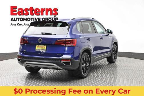 Blue Metallic 2022 Volkswagen Taos 1.5T SE