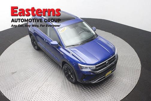 Blue Metallic 2022 Volkswagen Taos 1.5T SE