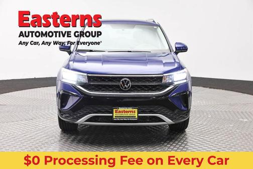 Blue Metallic 2022 Volkswagen Taos 1.5T SE