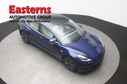 Deep Blue Metallic 2019 Tesla Model 3 Long Range