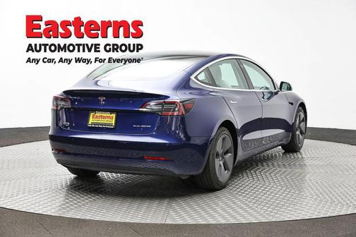 Deep Blue Metallic 2019 Tesla Model 3 Long Range