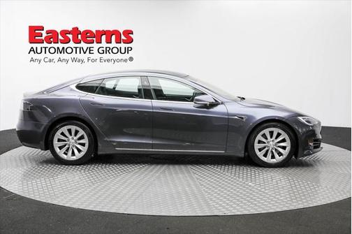 2017 Tesla Model S 90D
