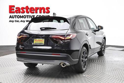 Crystal Black Pearl 2025 Honda HR-V AWD Sport