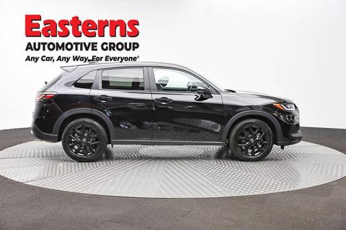 Crystal Black Pearl 2025 Honda HR-V AWD Sport