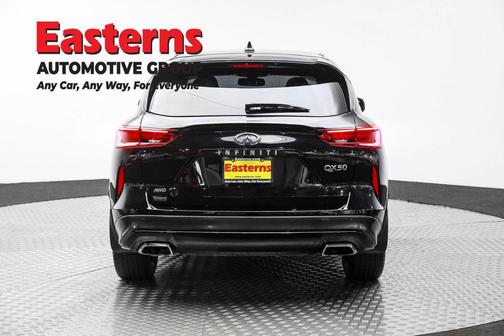 2022 INFINITI QX50 LUXE AWD