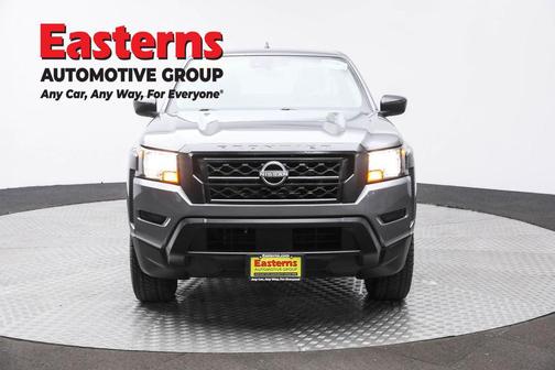 2022 Nissan Frontier S