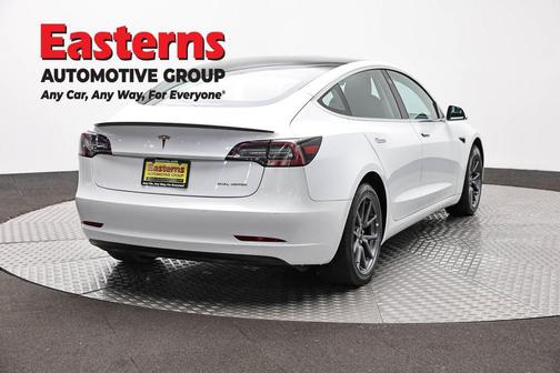 Pearl White Multi-Coat 2018 Tesla Model 3 Long Range