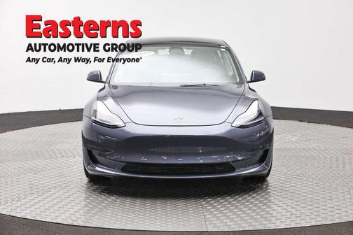 Gray 2023 Tesla Model 3 Standard Range